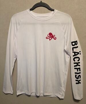 NWOT Blackfish white long sleeve performance shirt size SM Octopus logo